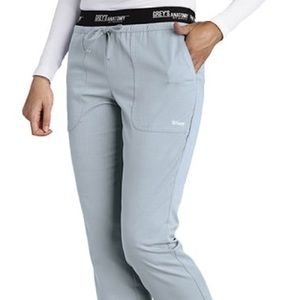 GREYS ANATOMY active scrubs in MOONSTRUCK